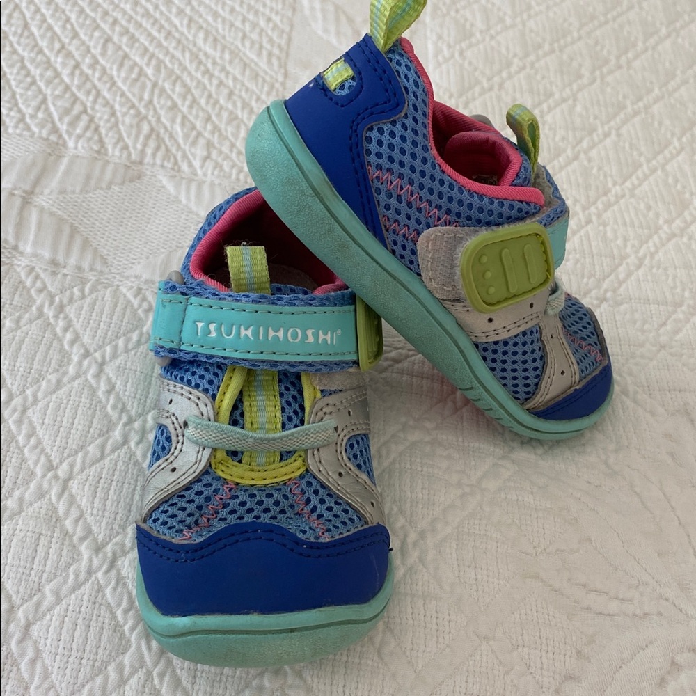 Tsukihoshi and 4 more included in lot toddler summer/water shoes. Sizes 4-5-6!
